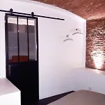 2 Bedrooms Hyper Quiet Pedestrian Historic Center